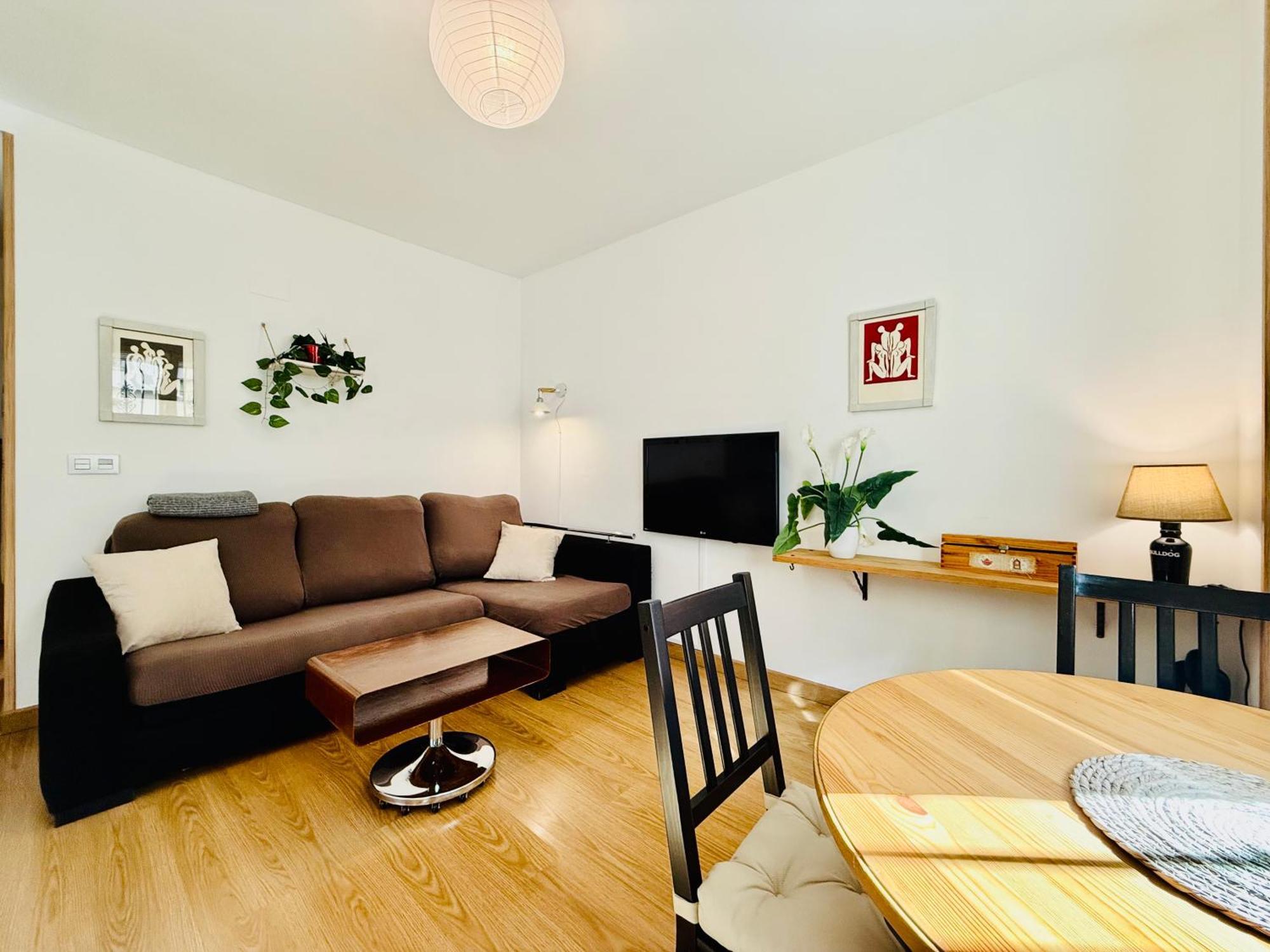 Centrico Apartamento Con Parking Grenada Zewnętrze zdjęcie