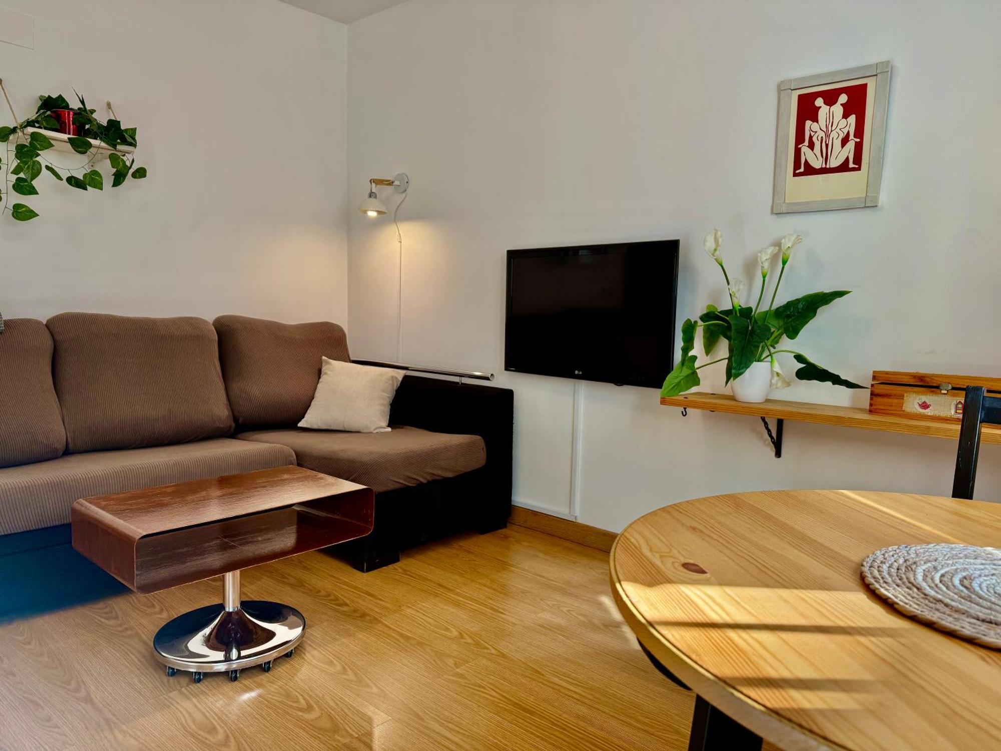 Centrico Apartamento Con Parking Grenada Zewnętrze zdjęcie